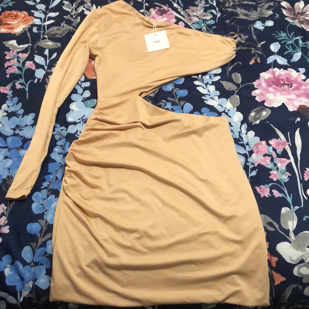 One shoulder dress
